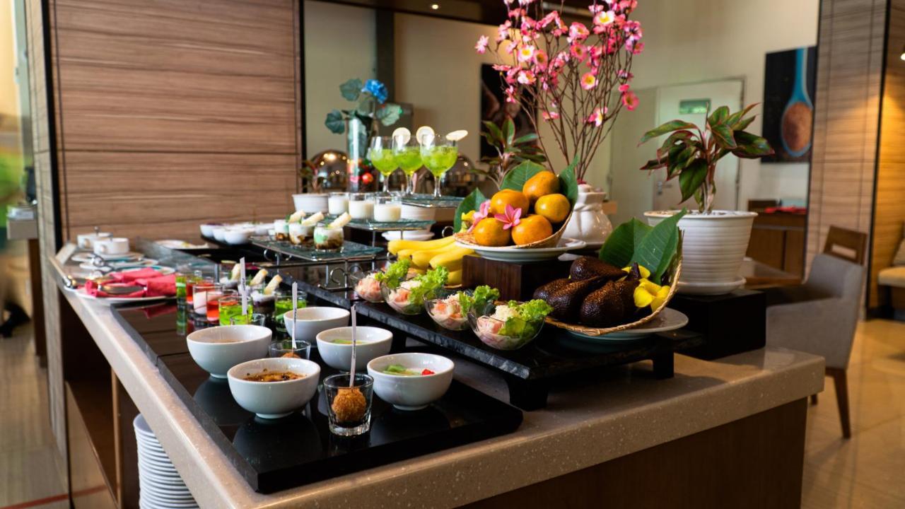 Primebiz Cikarang Hotel Екстериор снимка