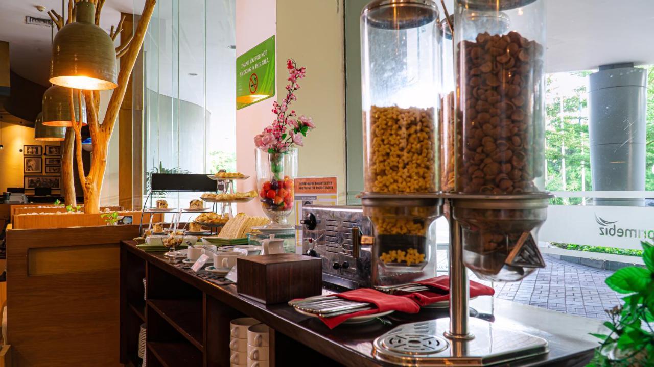 Primebiz Cikarang Hotel Екстериор снимка