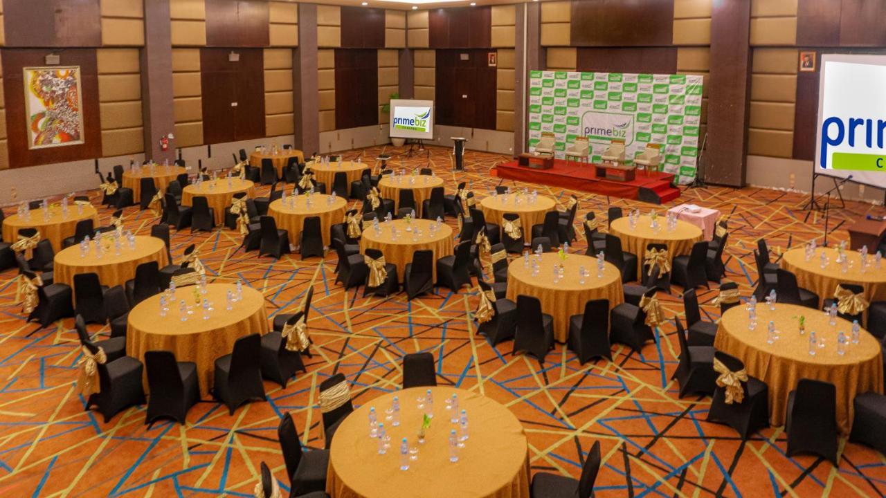 Primebiz Cikarang Hotel Екстериор снимка