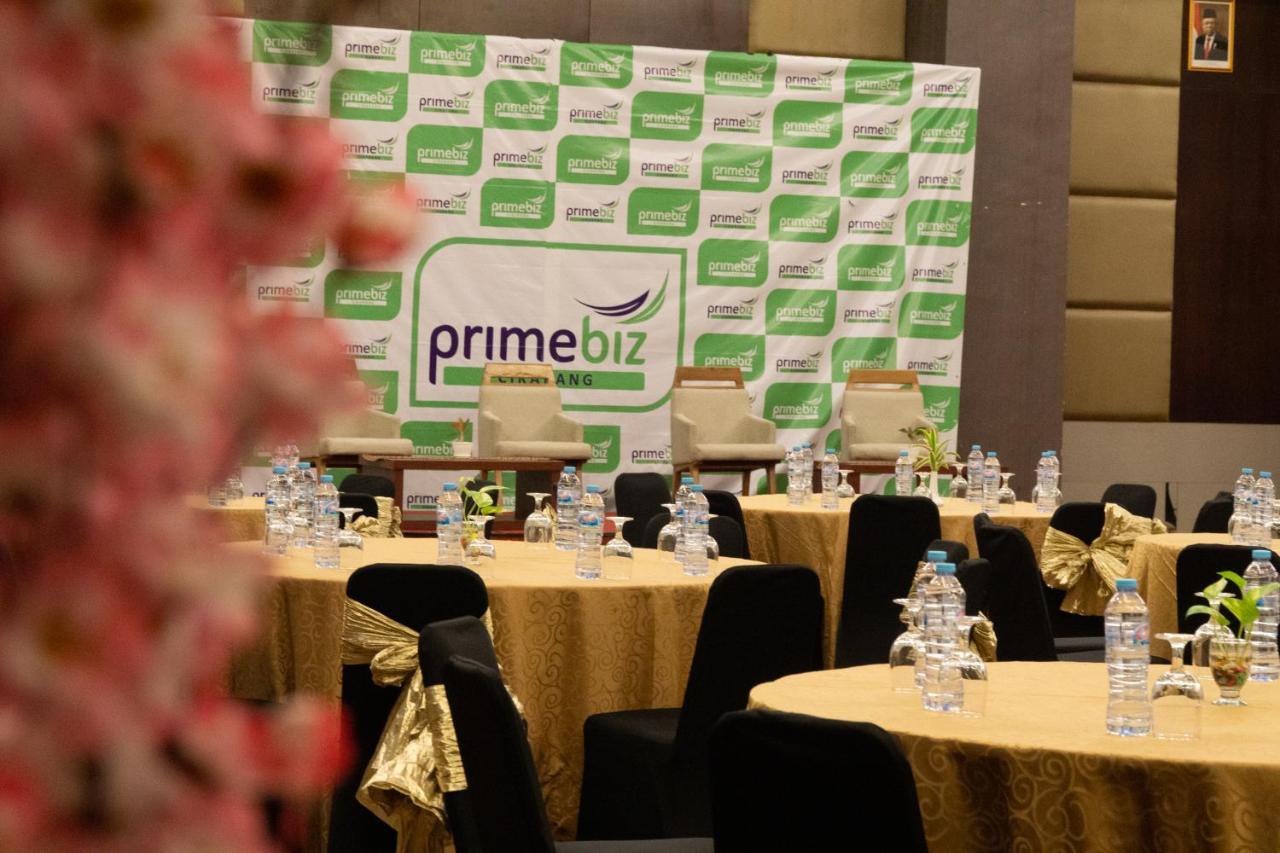 Primebiz Cikarang Hotel Екстериор снимка