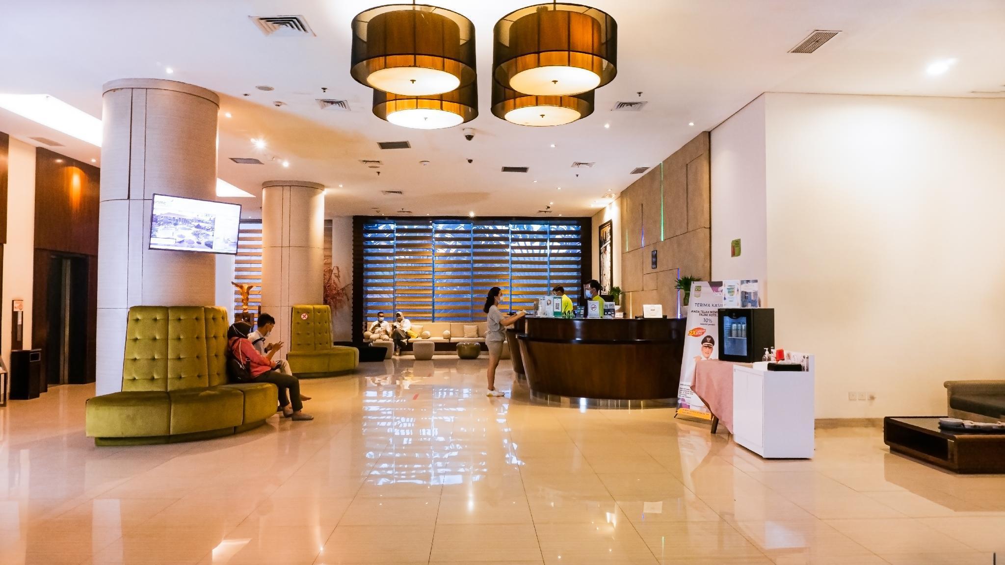Primebiz Cikarang Hotel Екстериор снимка