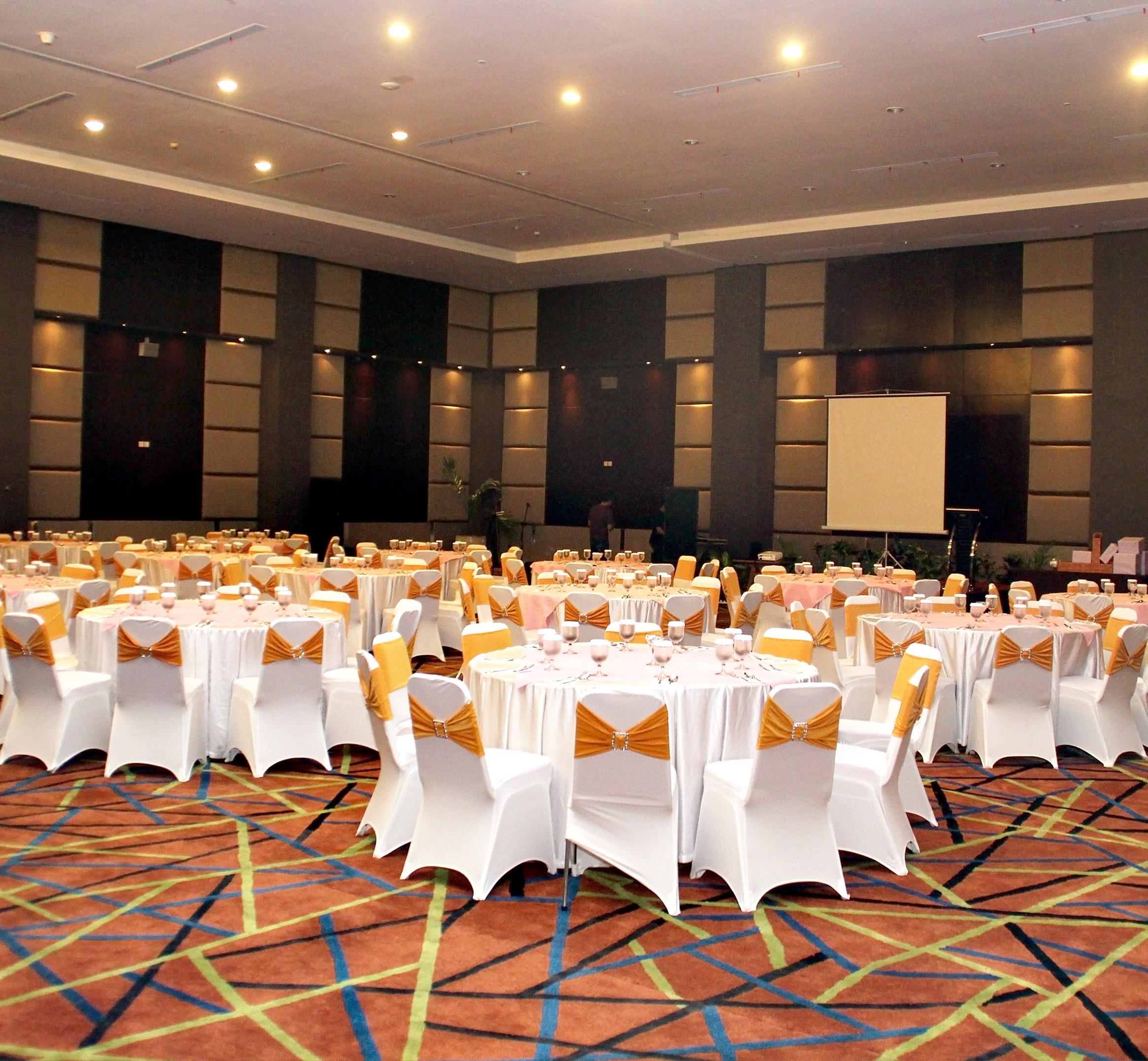 Primebiz Cikarang Hotel Екстериор снимка