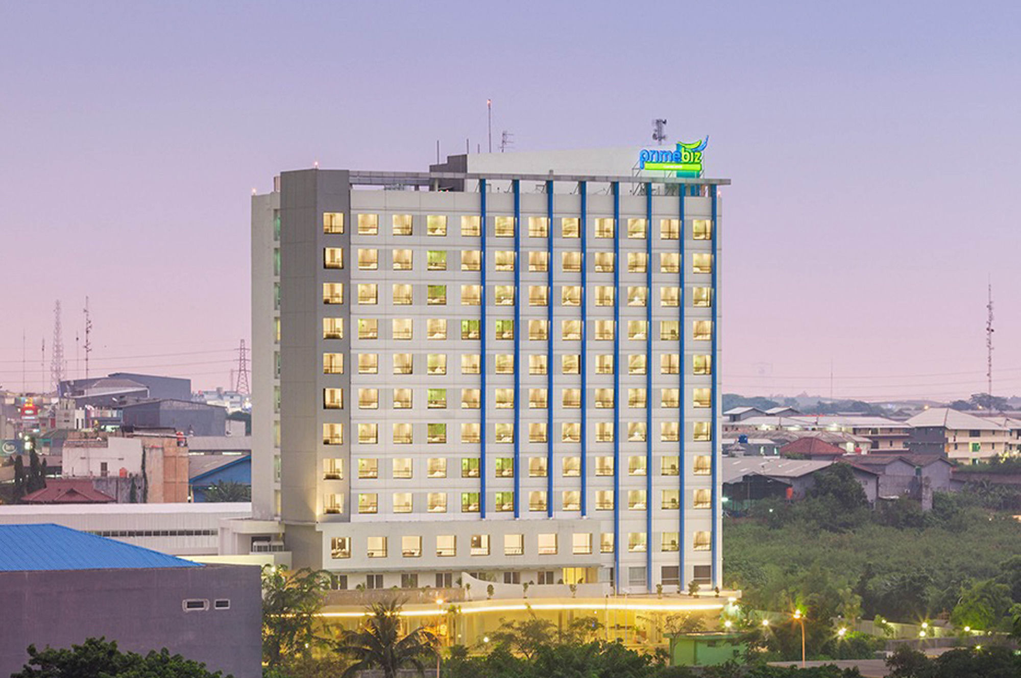Primebiz Cikarang Hotel Екстериор снимка